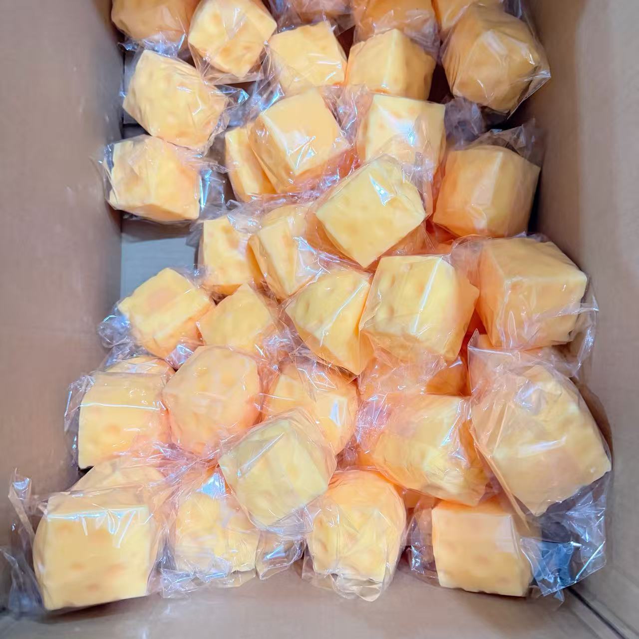 Large Squeeze Cheese Pinch Squ - Baby Food Toy recension och pris